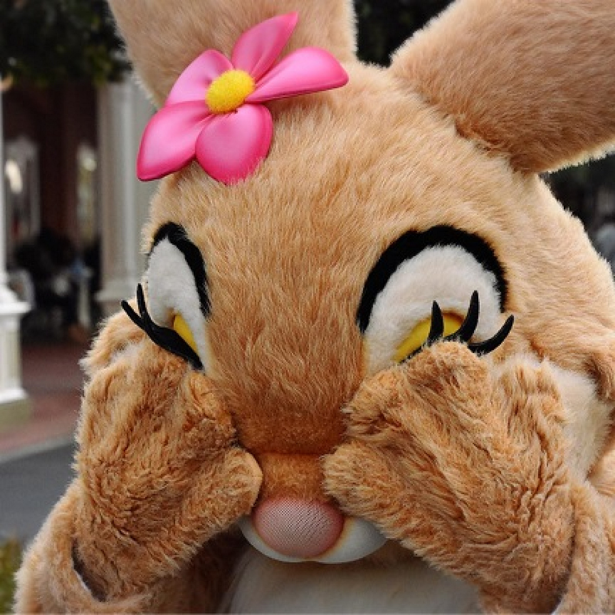 恥ずかしいのかな？