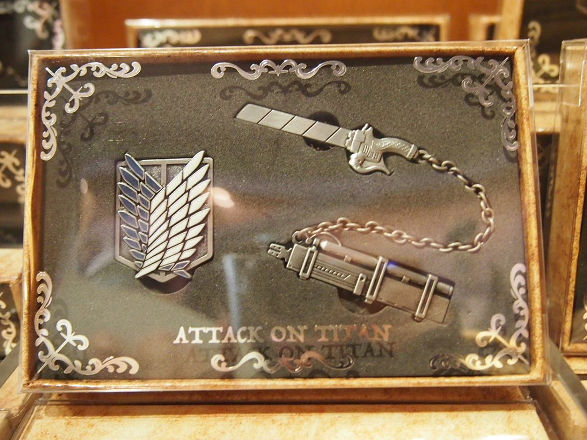進撃の巨人ピンバッジセット| キャステル | CASTEL ディズニー情報
