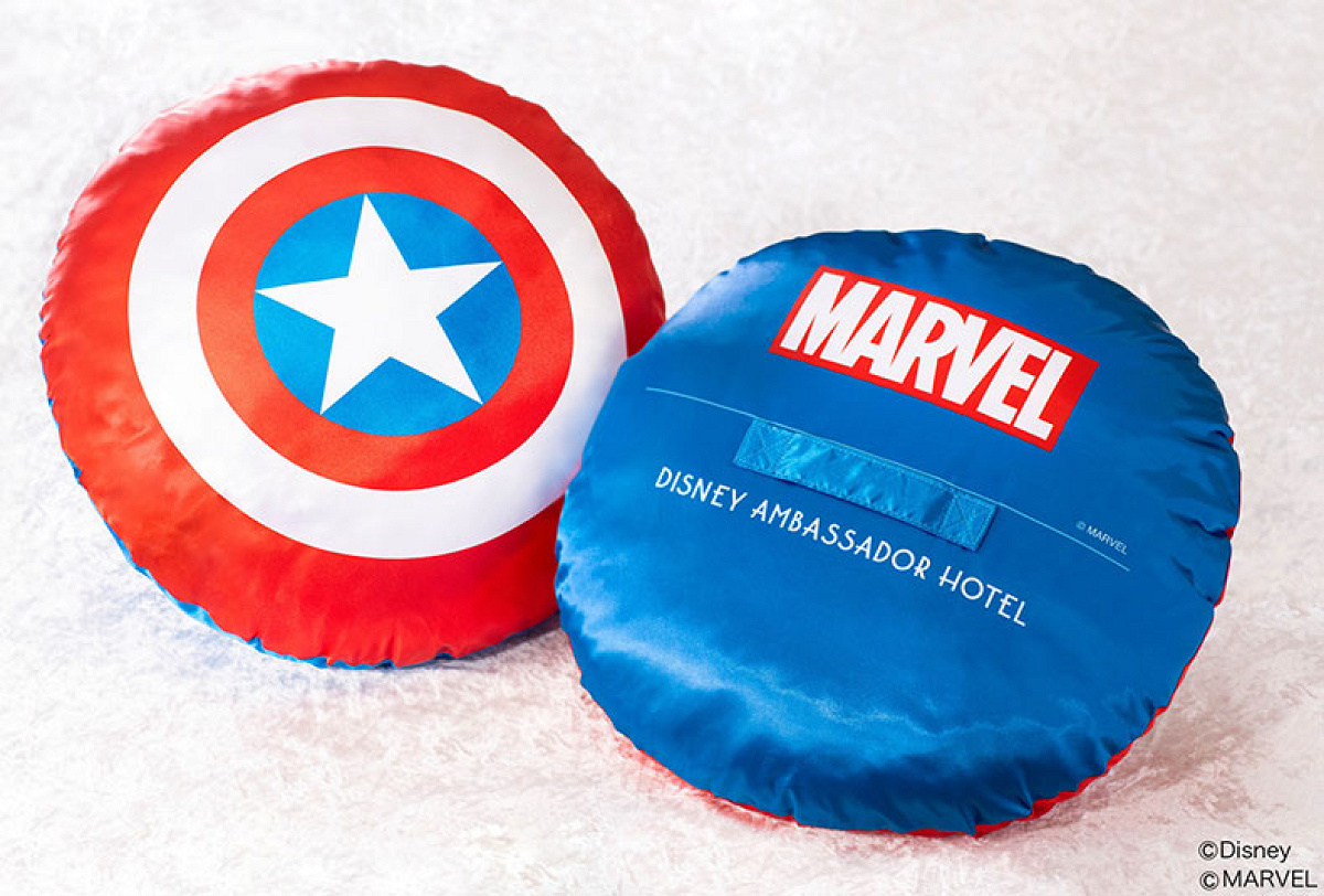 アベンジャーズ×アンバサダーホテル：キャプテン・アメリカの盾を