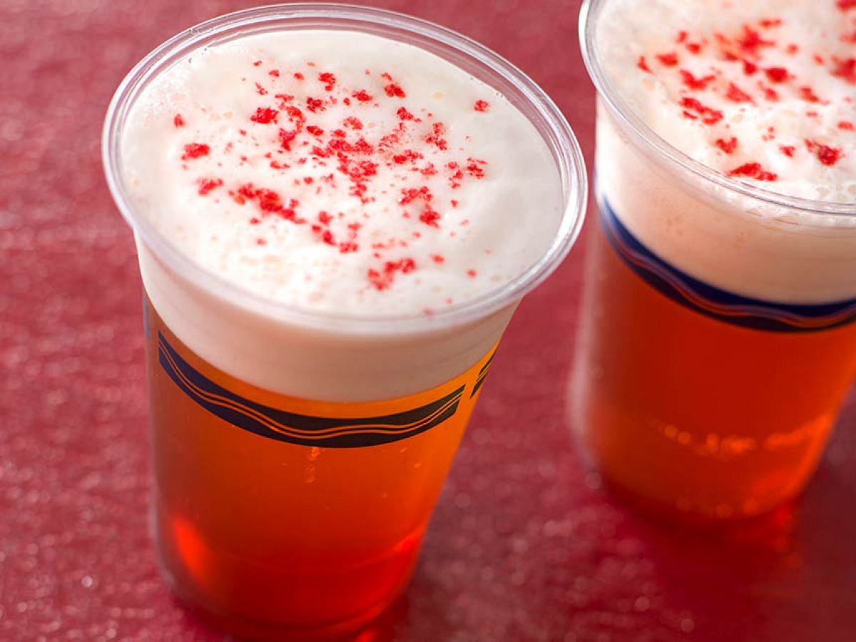 ビアカクテル（クランベリーシロップ） キャステル CASTEL ディズニー情報