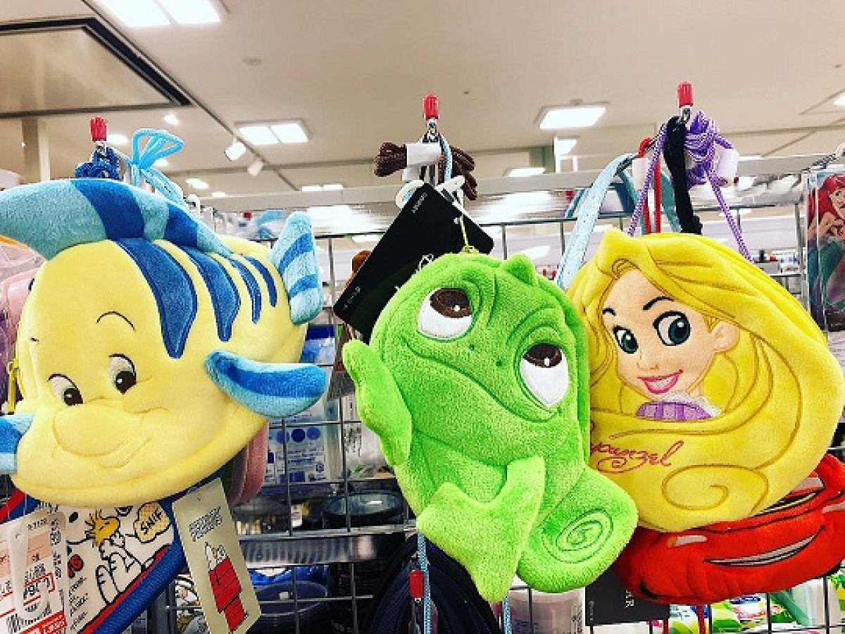 キャラクターフェイスポーチ| キャステル | CASTEL ディズニー情報