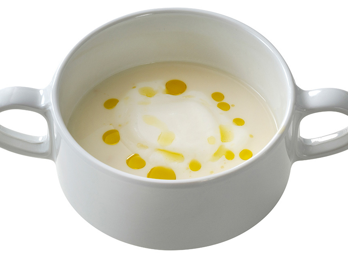 桃と生ハムの冷製クリームスープ