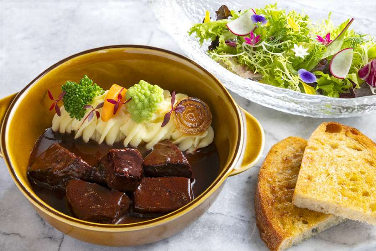 ショコラ香る牛ほほ肉の赤ワイン煮込み