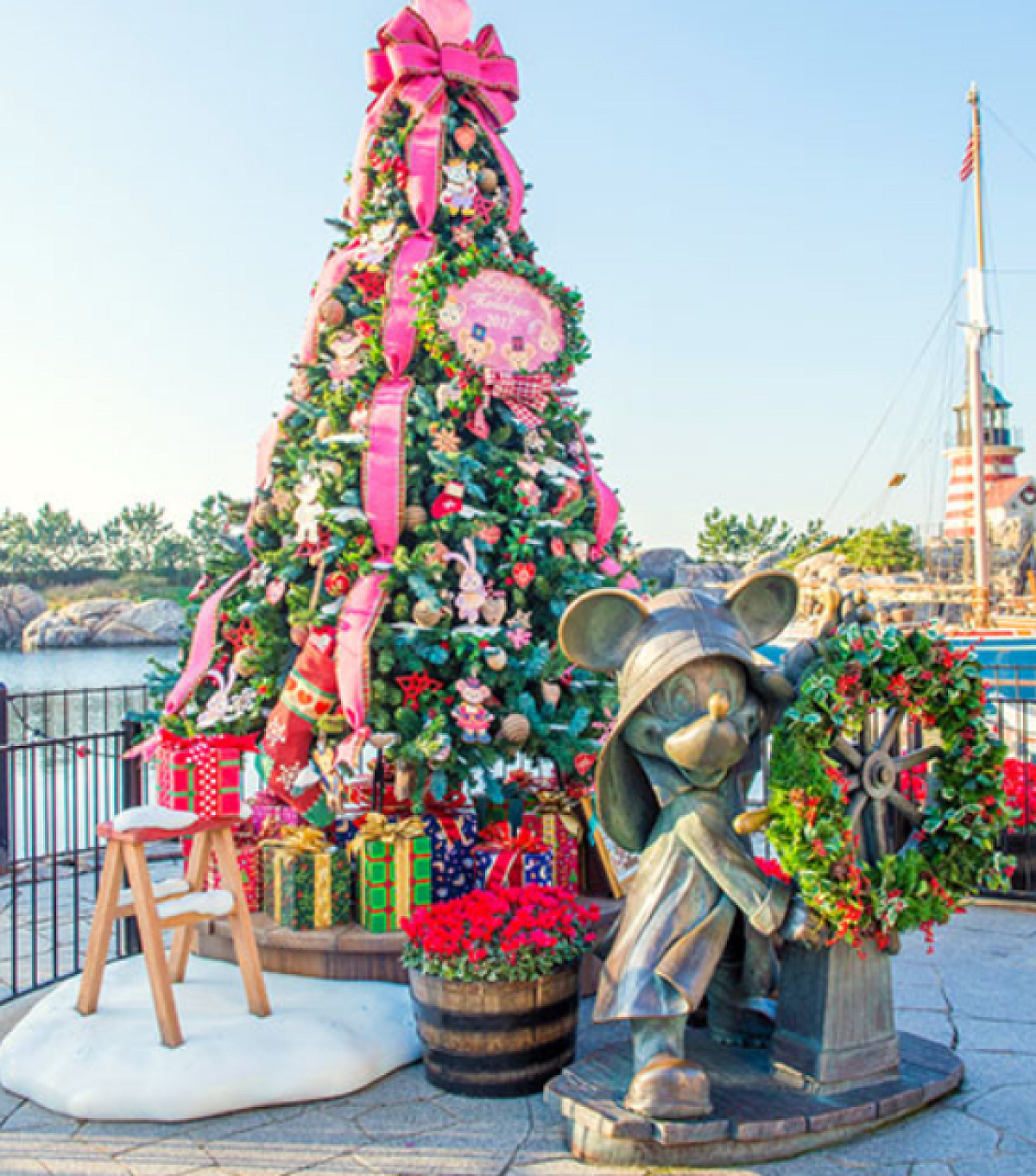 ケープコッドにあるクリスマスツリー| キャステル | CASTEL ディズニー情報