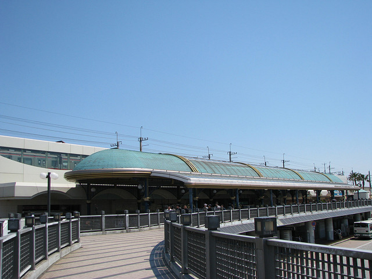現在の舞浜駅。西浦安駅になるかもしれなかった…？