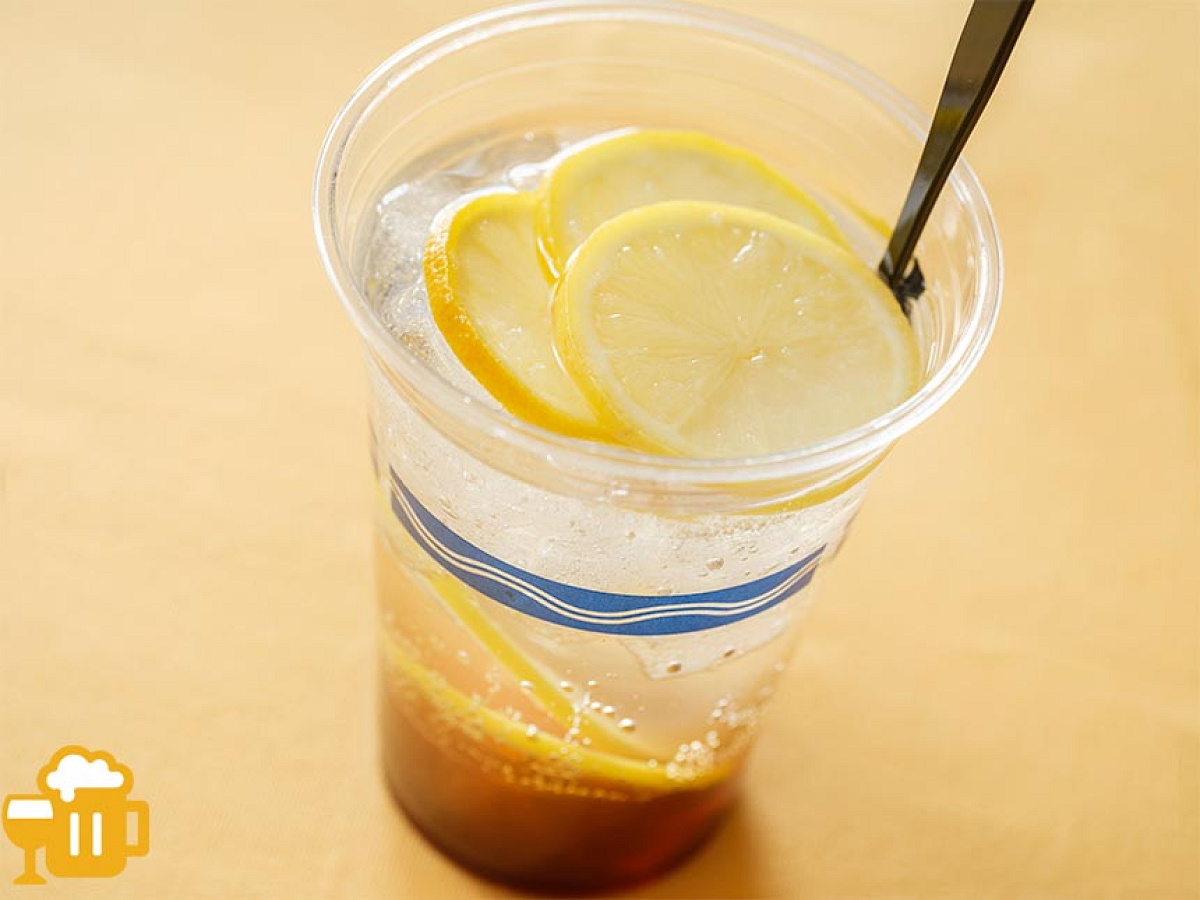 フルーティフィズ（ウォッカ＆レモンティー）