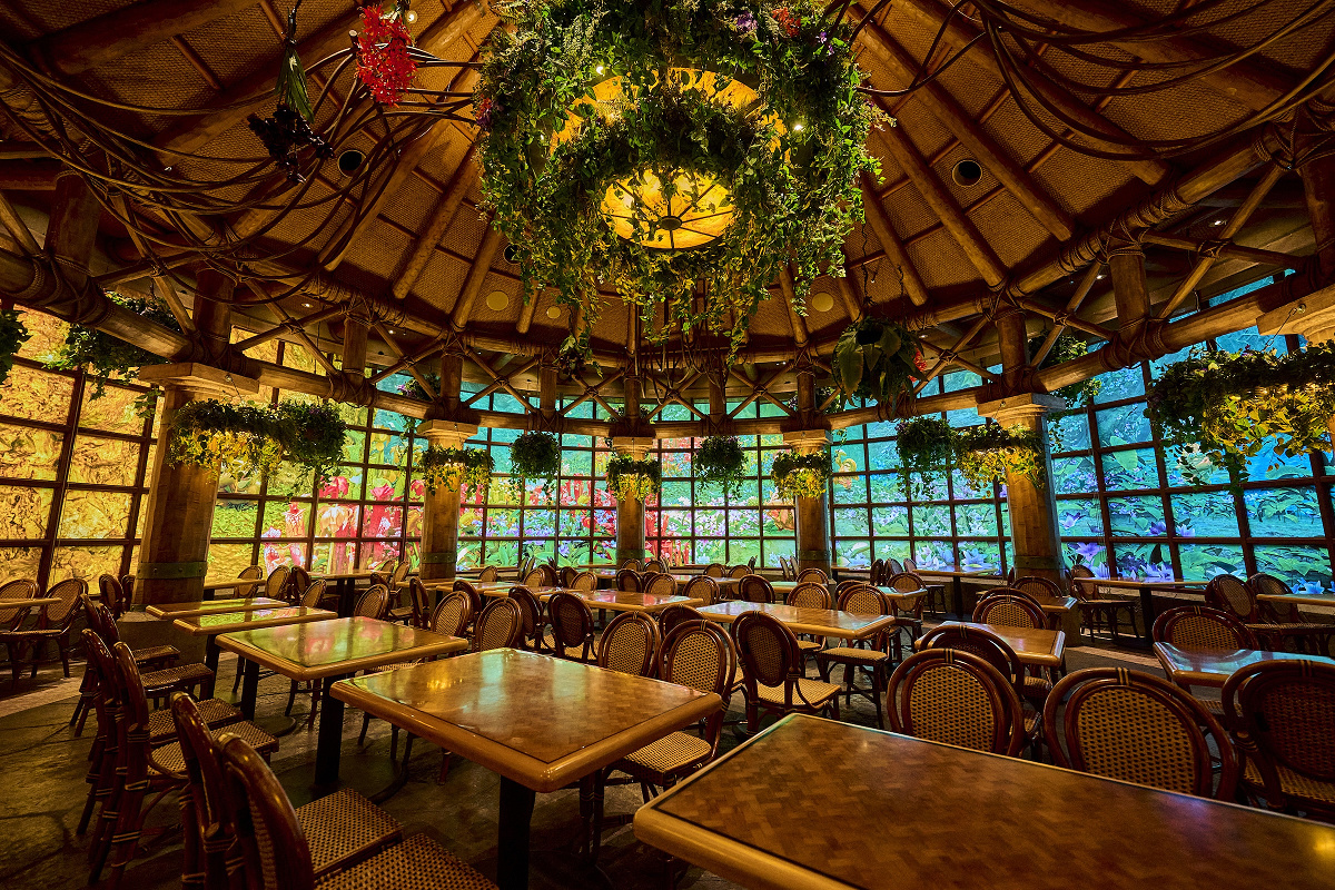 モリバーの宴レストランの店内の様子