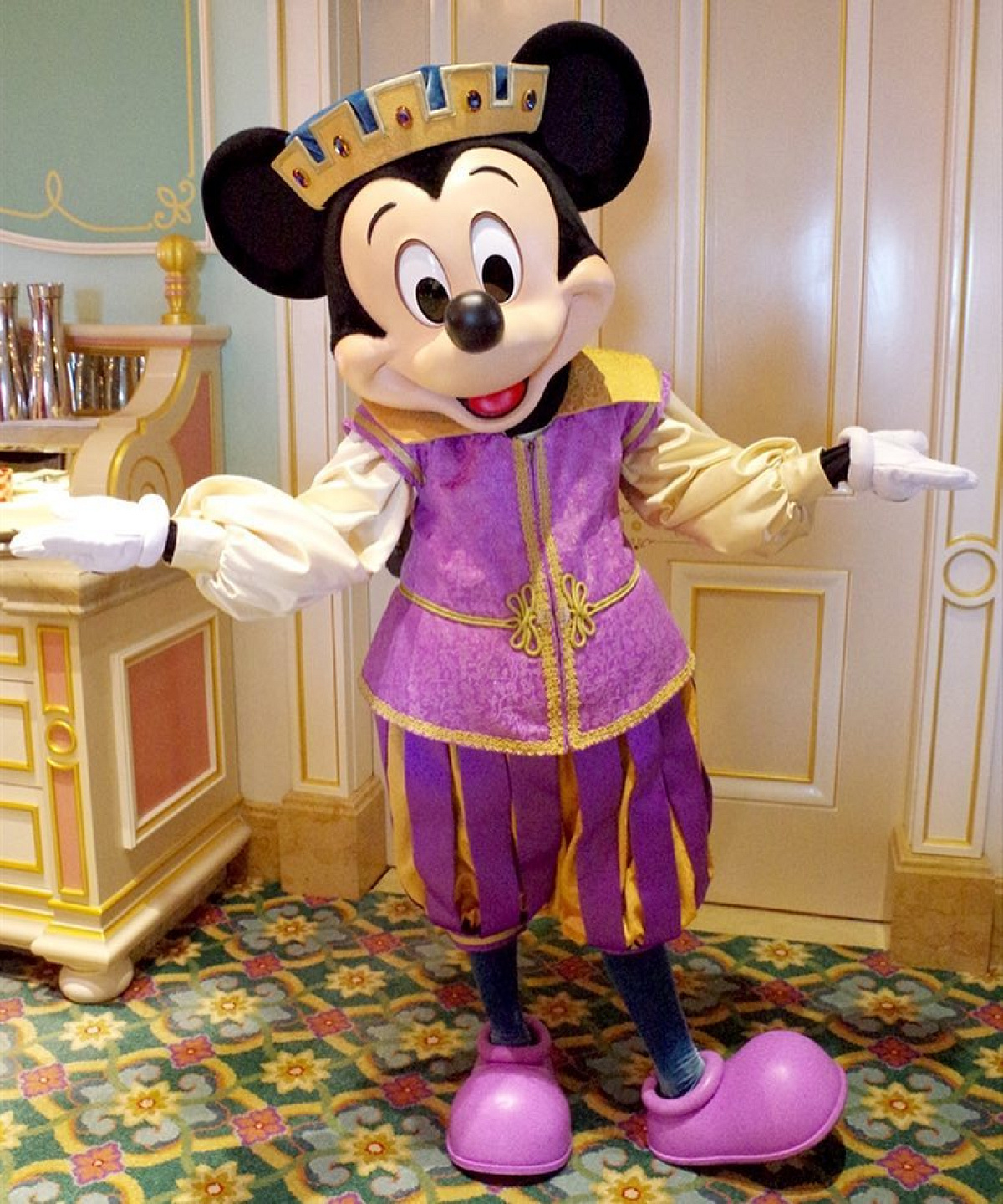 王様ミッキー| キャステル | CASTEL ディズニー情報