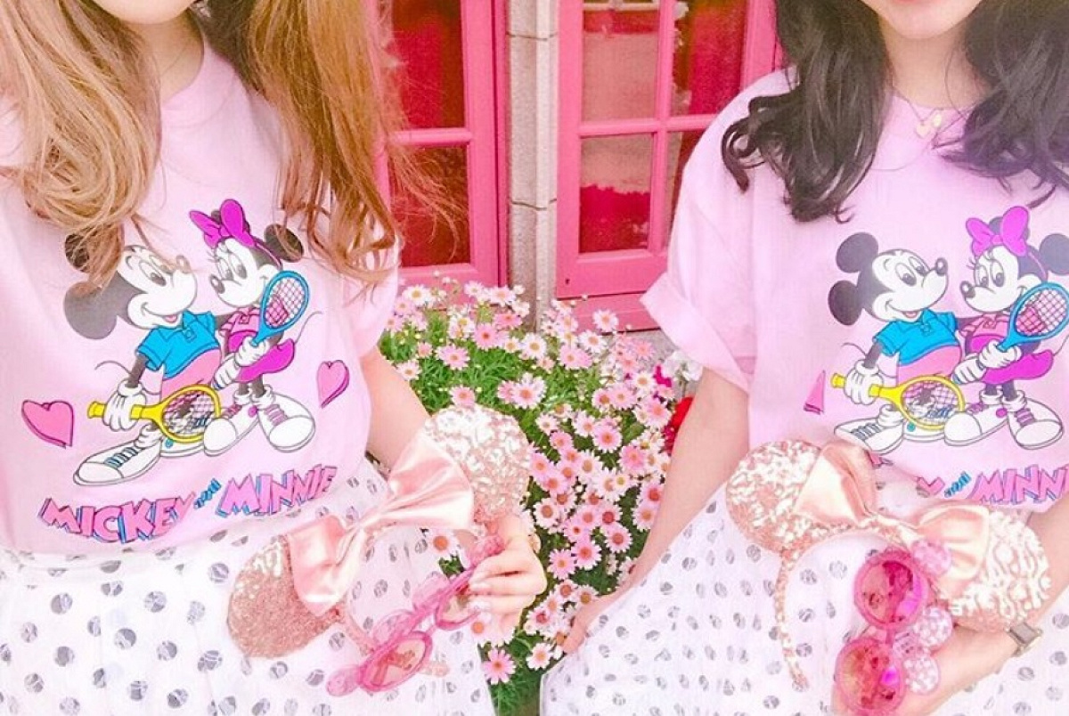 ラブリーミッキー＆ミニーのTシャツをおそろいで！