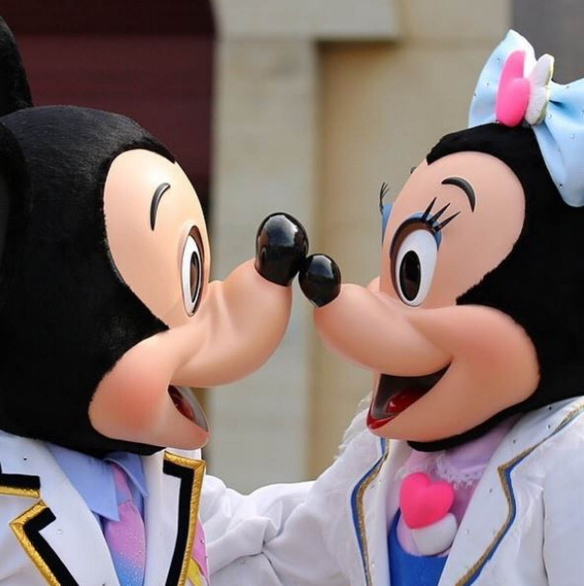 ディズニーシー・プラザのミッキー＆ミニー| キャステル | CASTEL
