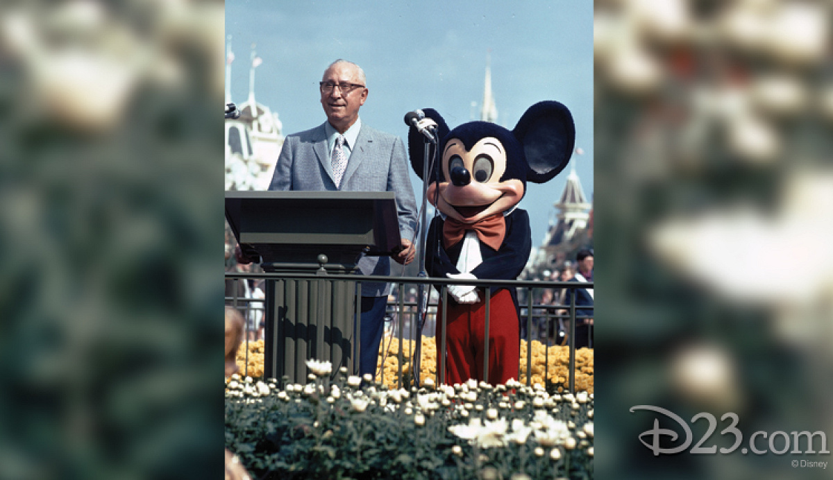 tokyo Disney land オープン当時の物です　ミッキーマウス ディズニーランド開園時のミッキーマウス| キャステル | CASTEL