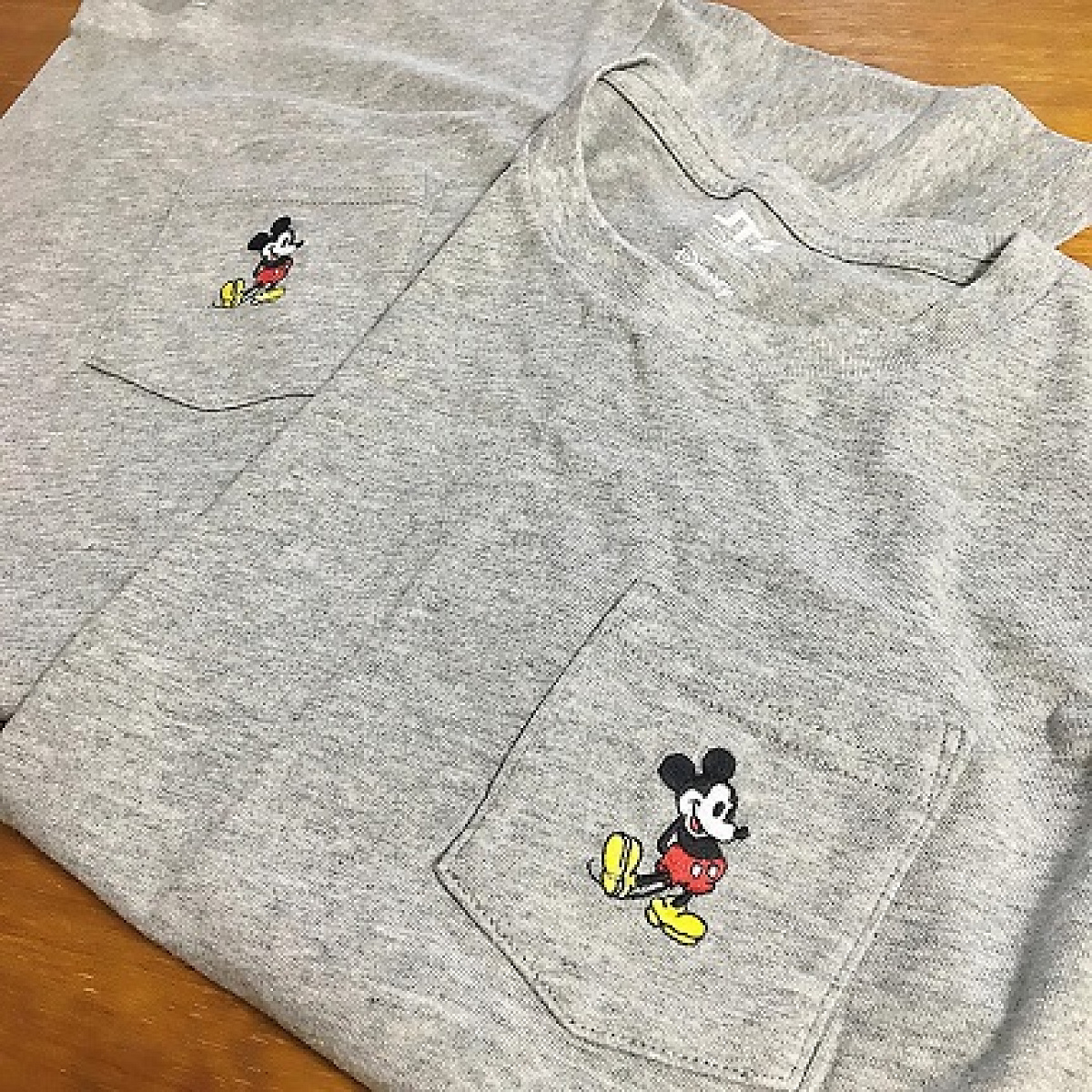 ミッキーTシャツ