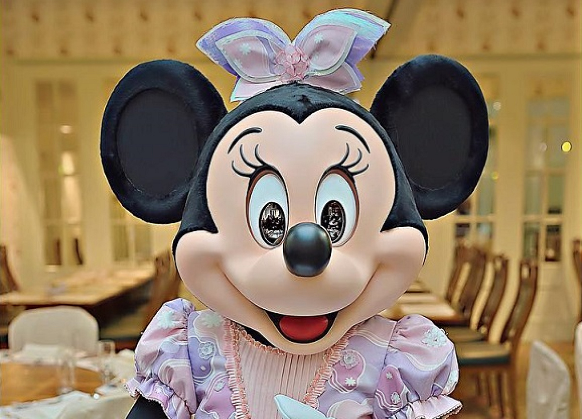 エンチャンテッド・ガーデンのミニー| キャステル | CASTEL ディズニー情報