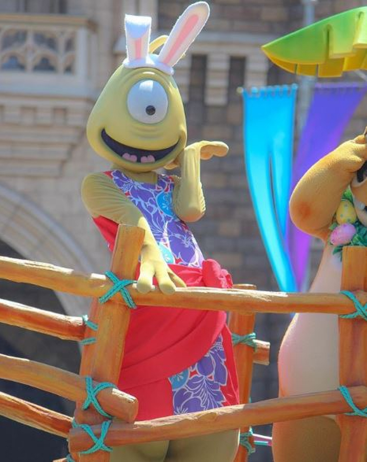 2643.海外ディズニーワールドキャストピンカストーディアルお