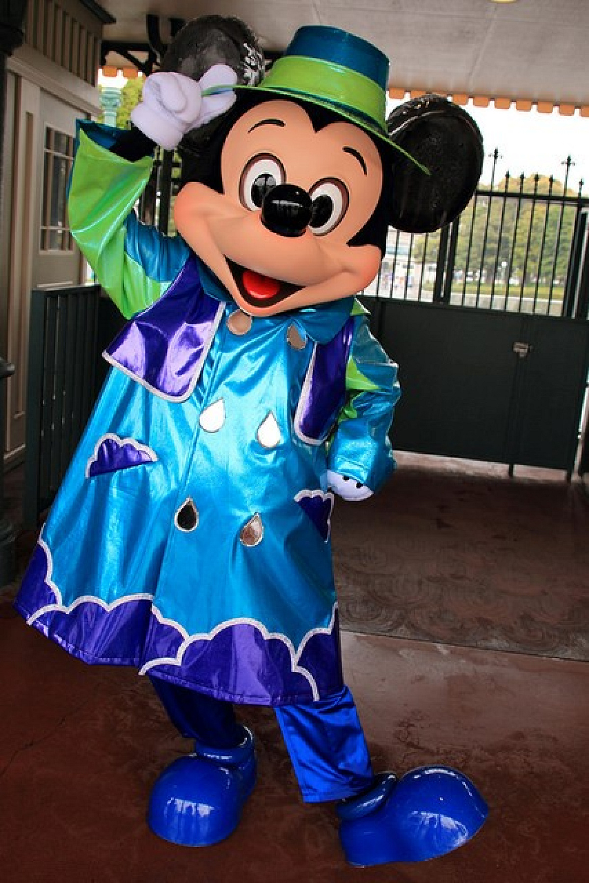 レインコートミッキー| キャステル | CASTEL ディズニー情報