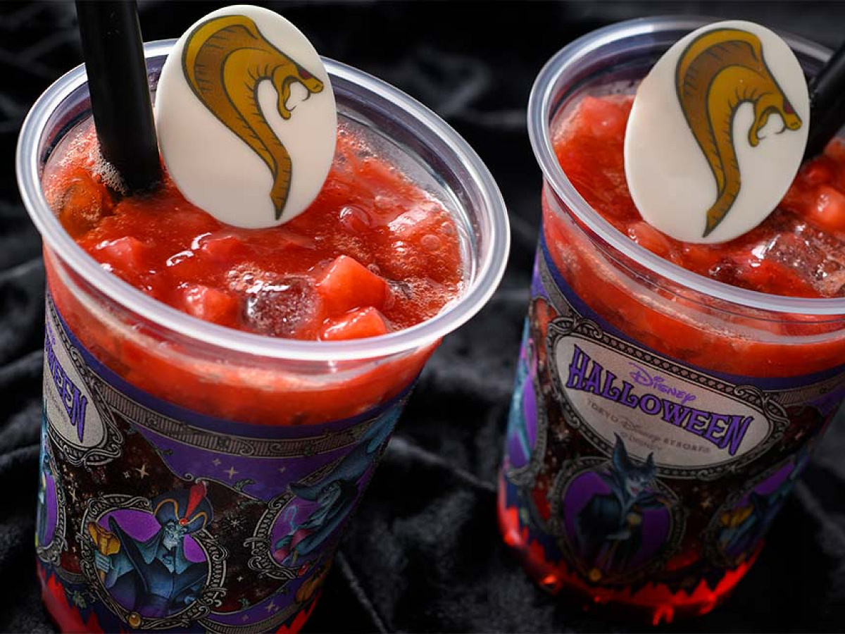 スパークリングゼリードリンク（コカ・コーラ＆ストロベリー