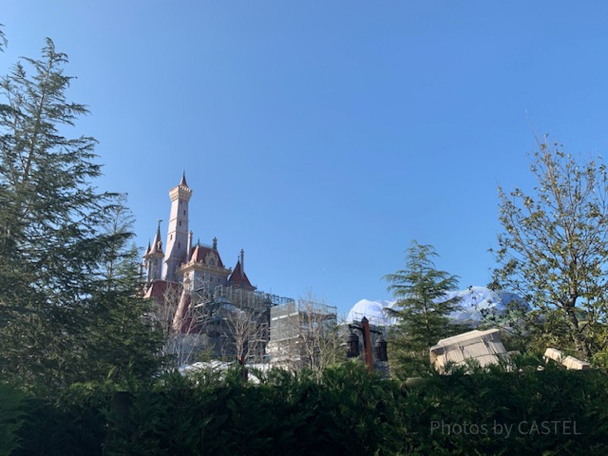 建設途中の美女と野獣のお城| キャステル | CASTEL ディズニー情報