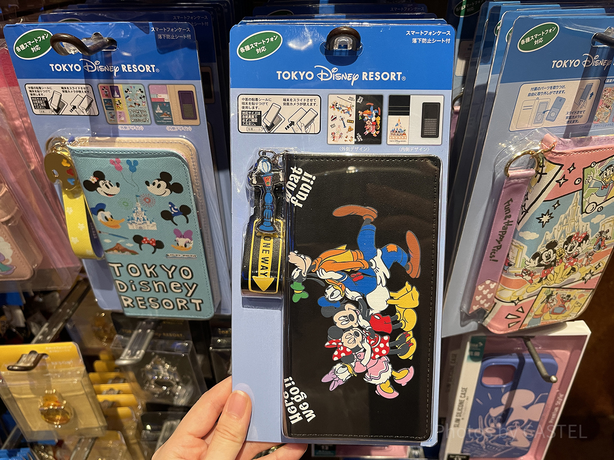 BESTIES(ディズニーベスティーズ)スマホケース| キャステル | CASTEL