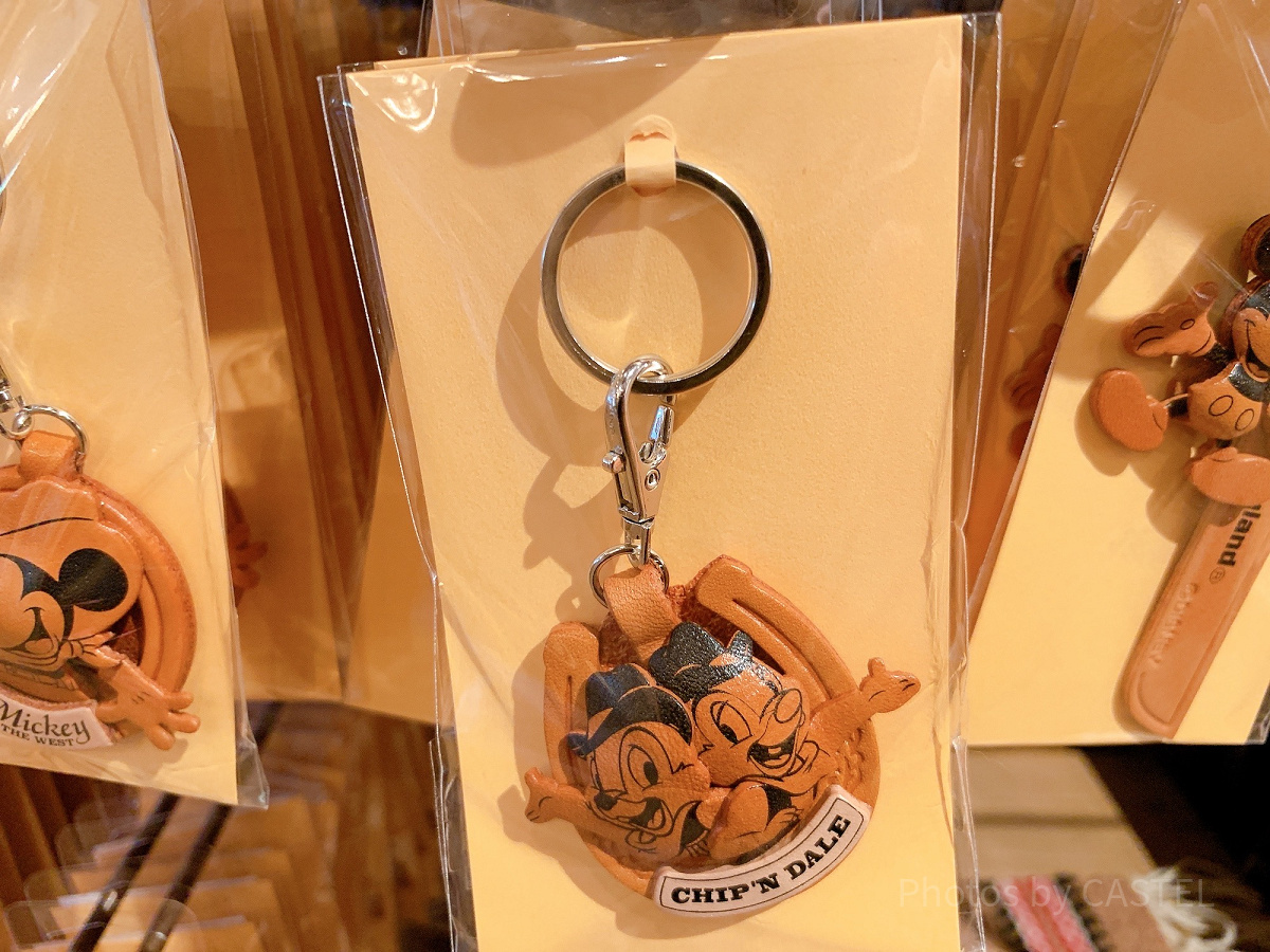 ディズニーキー　チップとデール Amazon.co.jp: 【ディズニーストア】 チップ＆デール 『ぬいぐるみ