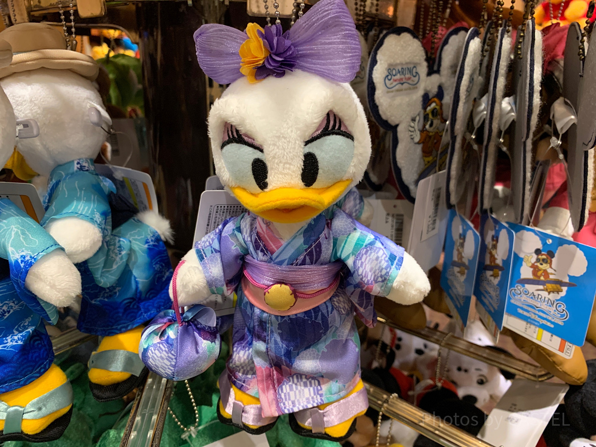 デイジーぬいぐるみバッジ| キャステル | CASTEL ディズニー情報