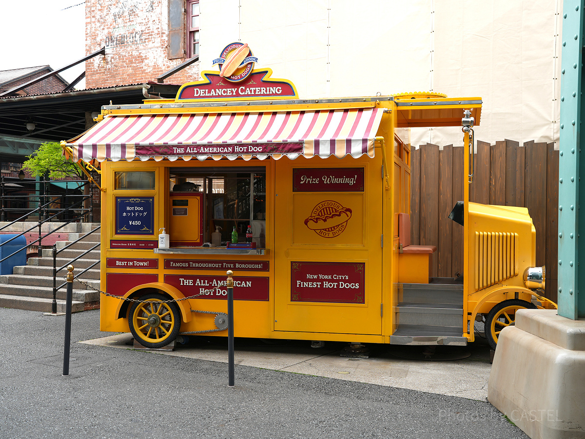 デランシー・ケータリングはホットドッグ専門店