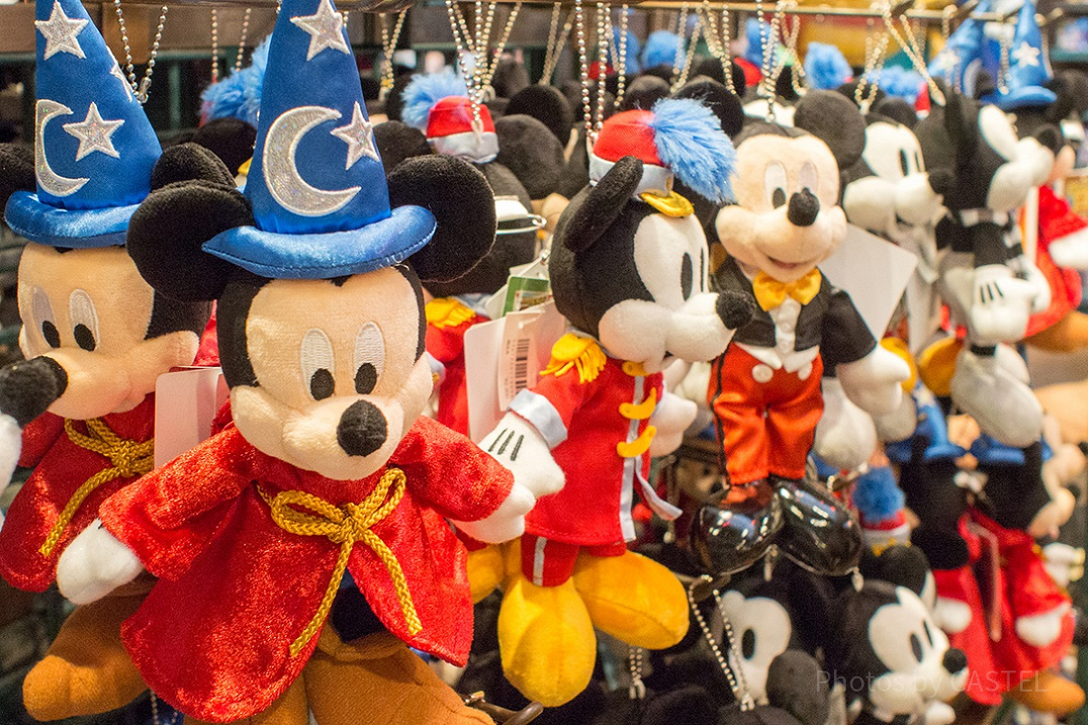 ディズニーレギュラーぬいぐるみバッジ| キャステル | CASTEL
