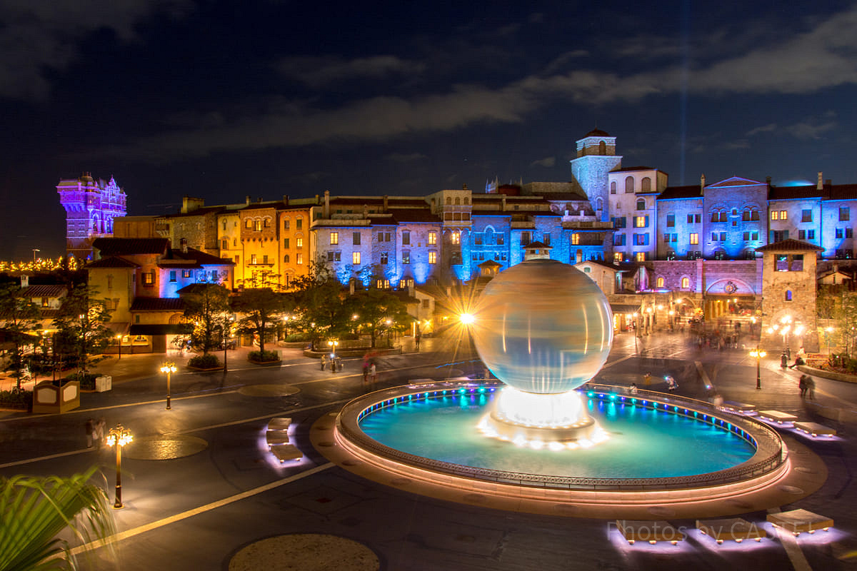 ディズニーシーの夜の景色