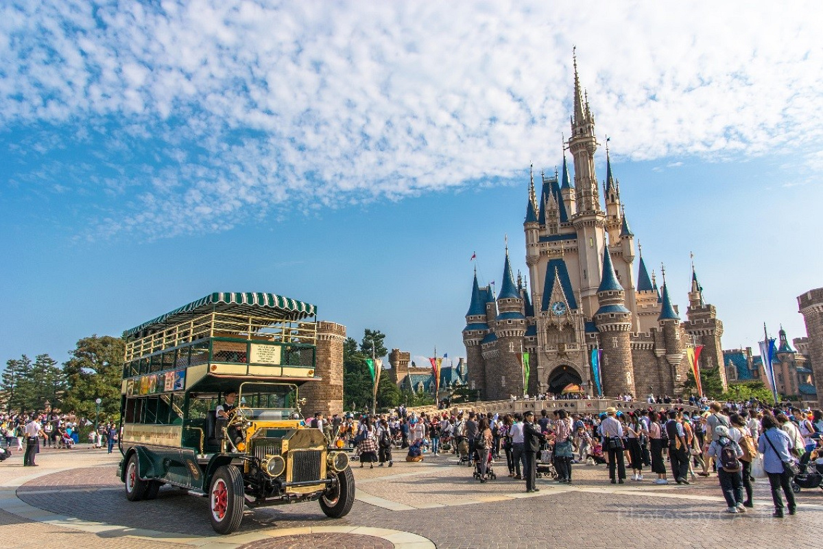 ディズニーランドのパーカー