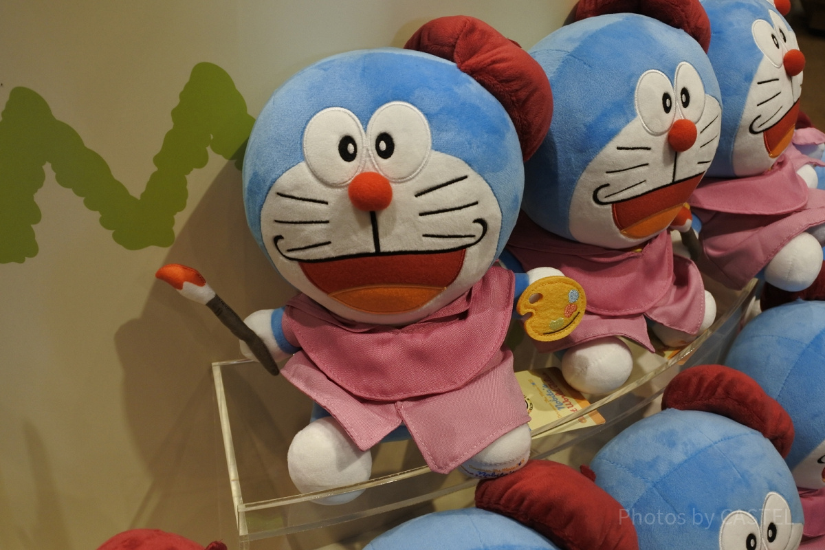 ドラえもんのぬいぐるみ（USJ×ドラえもんグッズ2025）| キャステル