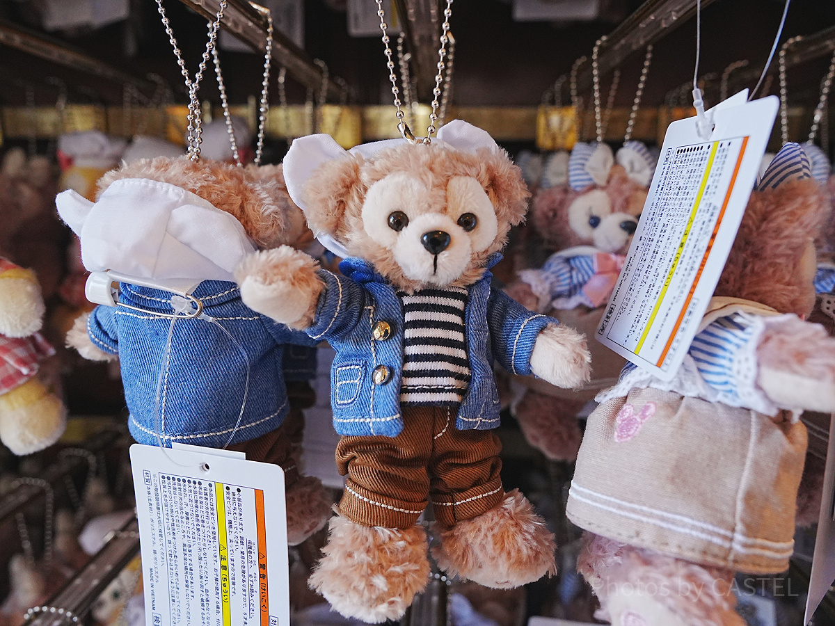 ダッフィーのぬいぐるみバッジ（コスチューム）