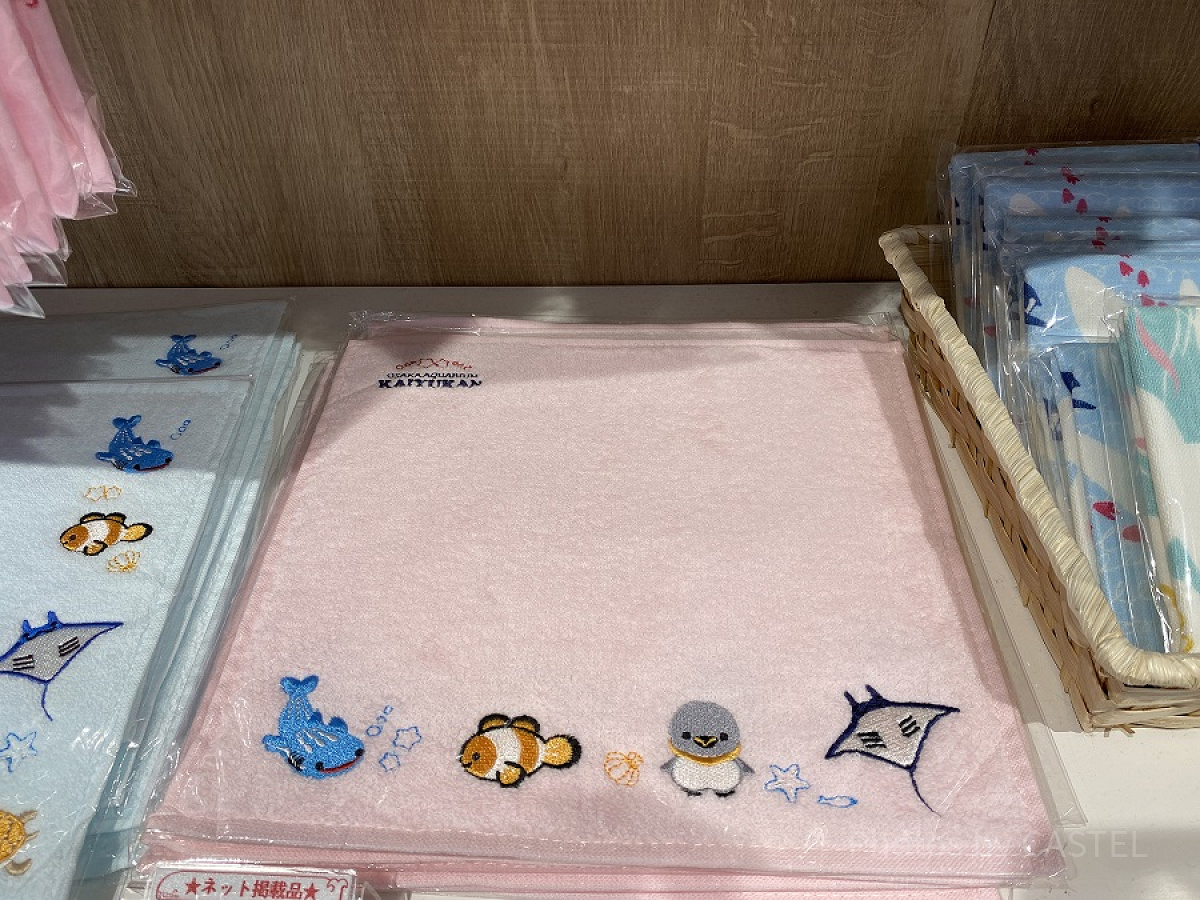 海の生き物の刺繍ハンカチ（海遊館）