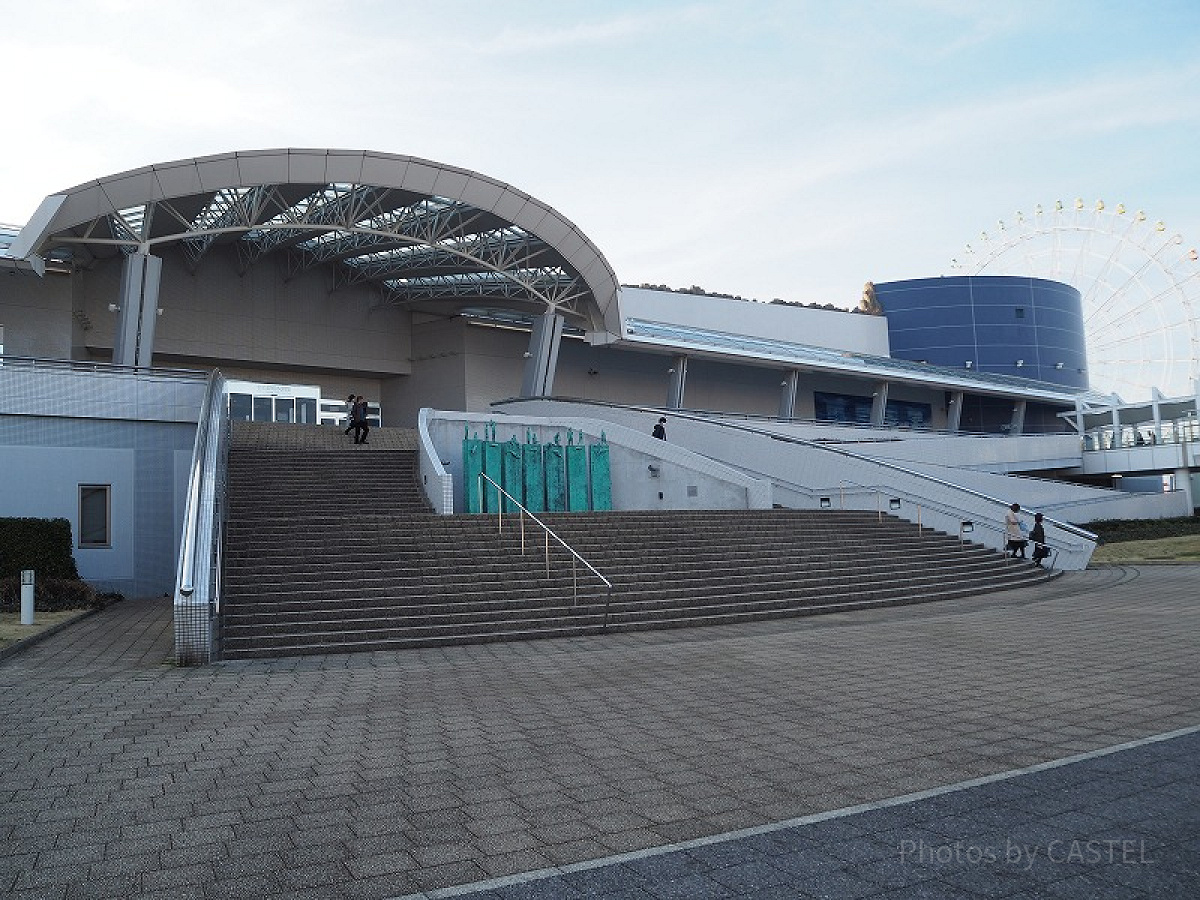 名古屋港水族館の入口