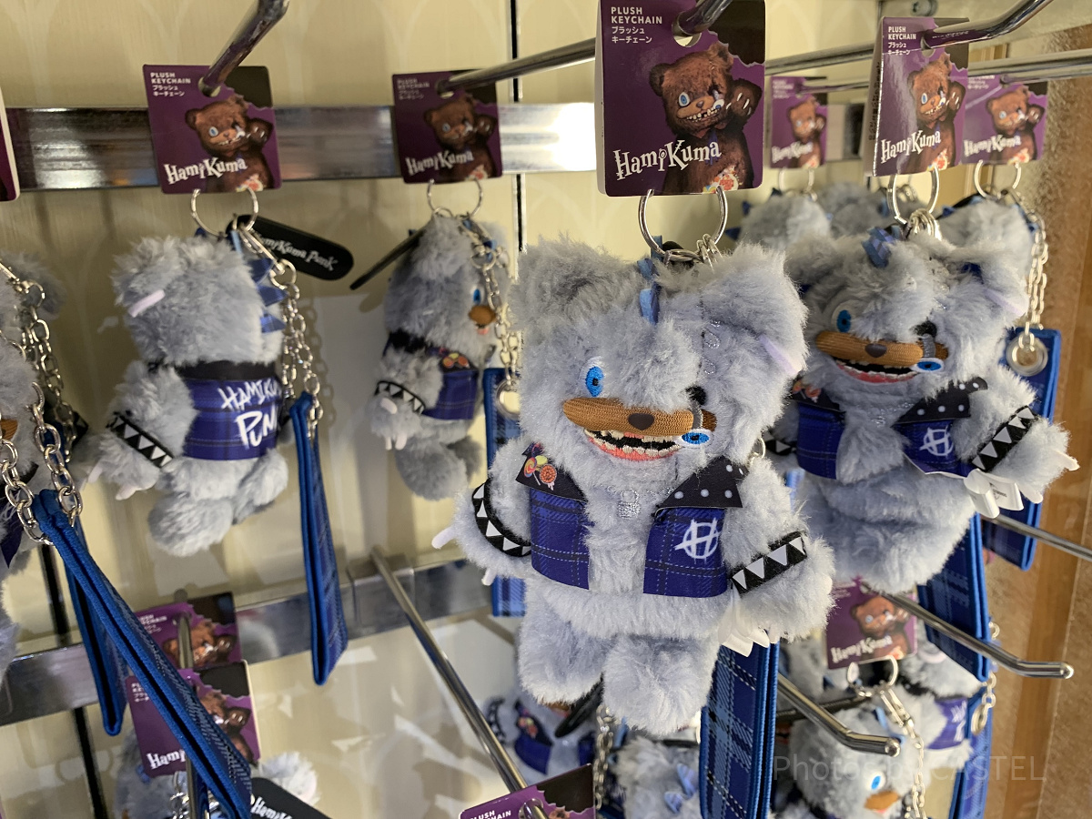 【新品タグ付】ユニバ ハミクマパンク ストラップ付きマスコットキーチェーン ハミクマパンク ストラップ付きマスコットキーチェーン| キャステル