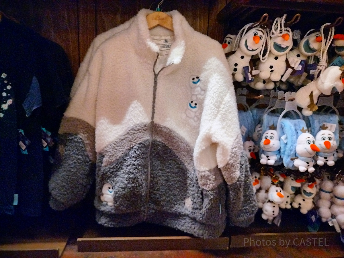 ディズニーランド 香港 スノーギース ボアジャケット アナと雪の女王 アナ雪 香港ディズニーアナ雪グッズ:スノーギースのボアコート