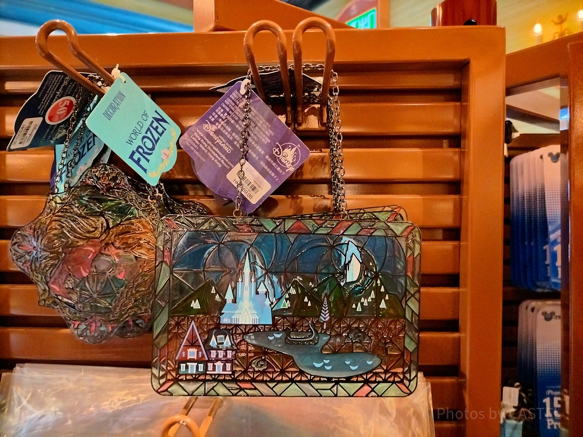 香港ディズニーアナ雪グッズ：ステンドグラス風壁飾り（アレンデール