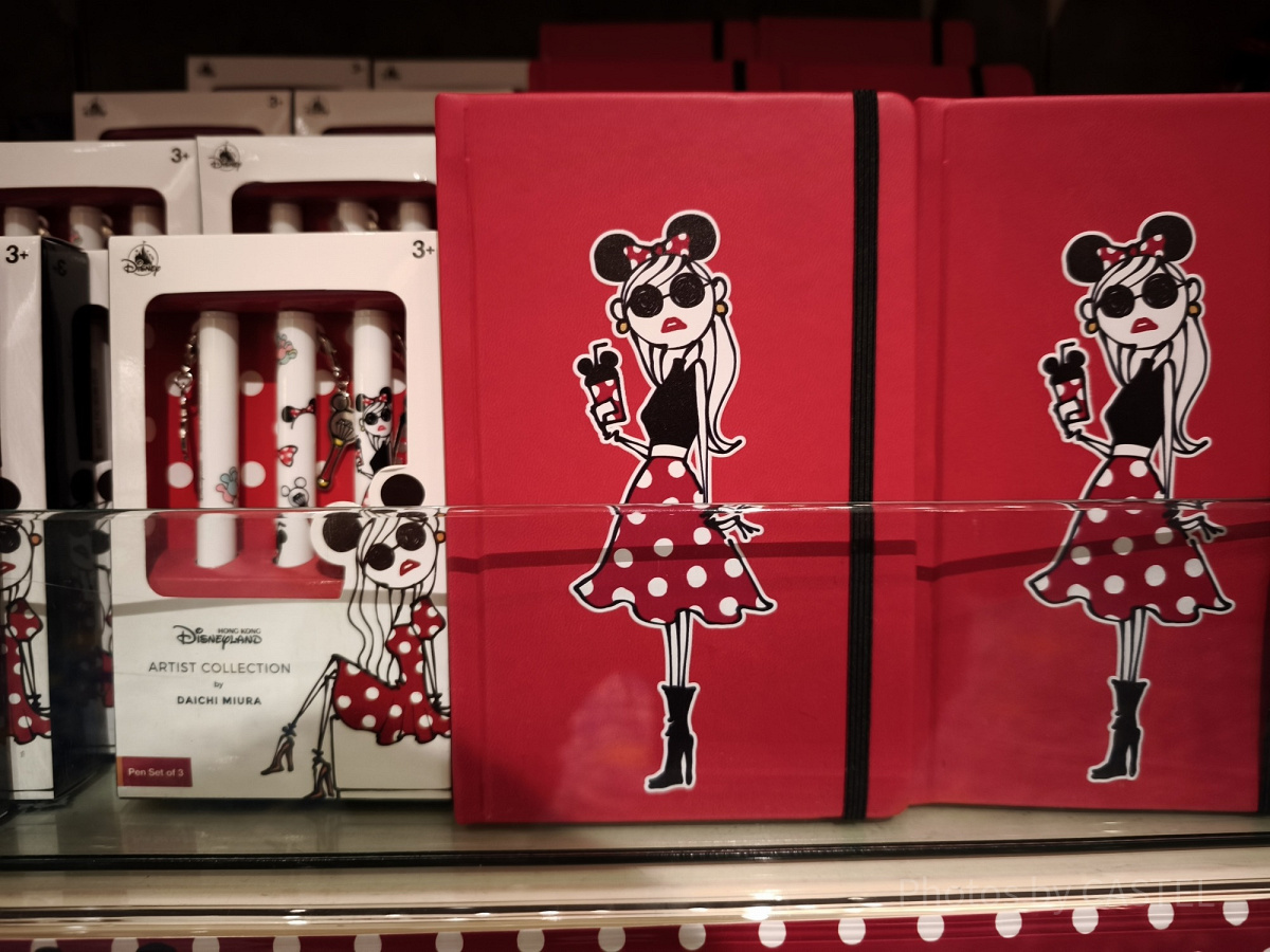 香港ディズニー20周年DAICHI MIURAコラボグッズ：ノートブック