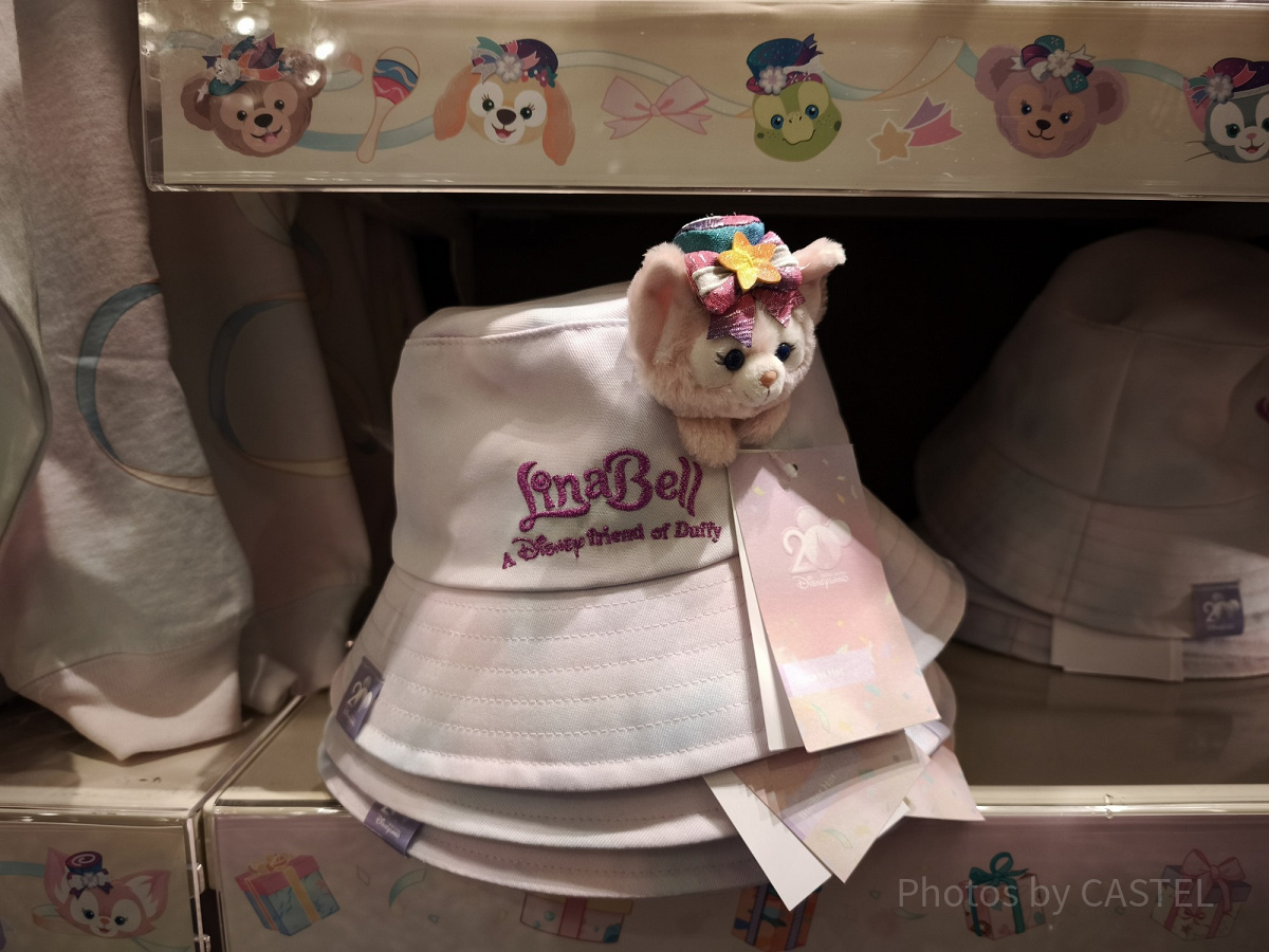 香港ディズニー20周年「ダッフィー＆フレンズ・グランドセレブレーショングッズ」：リーナベルのフェイスマスコット付バケットハット