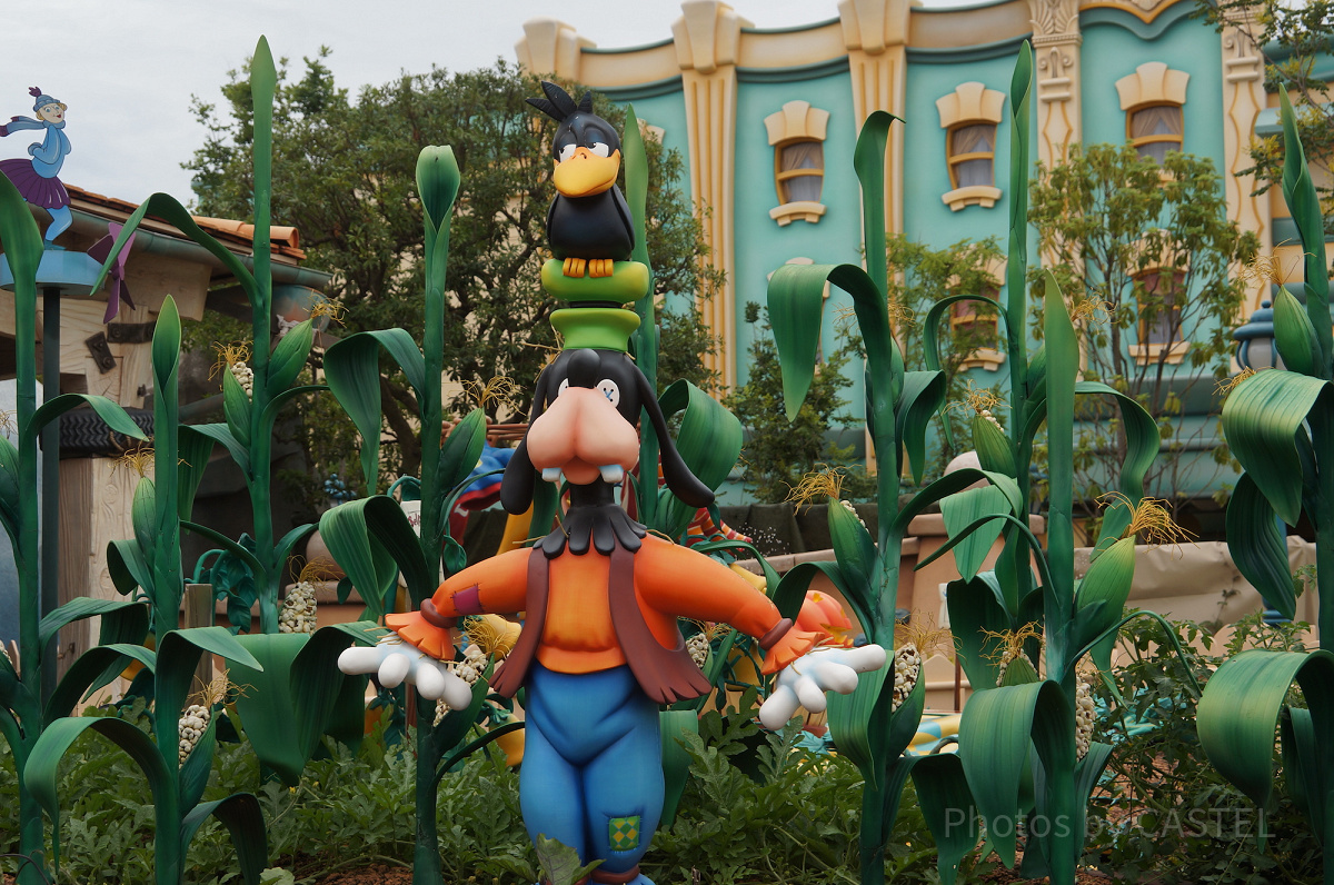 ポップコーンフィギュアでグーフィーが当たったのでとうもろこし畑を