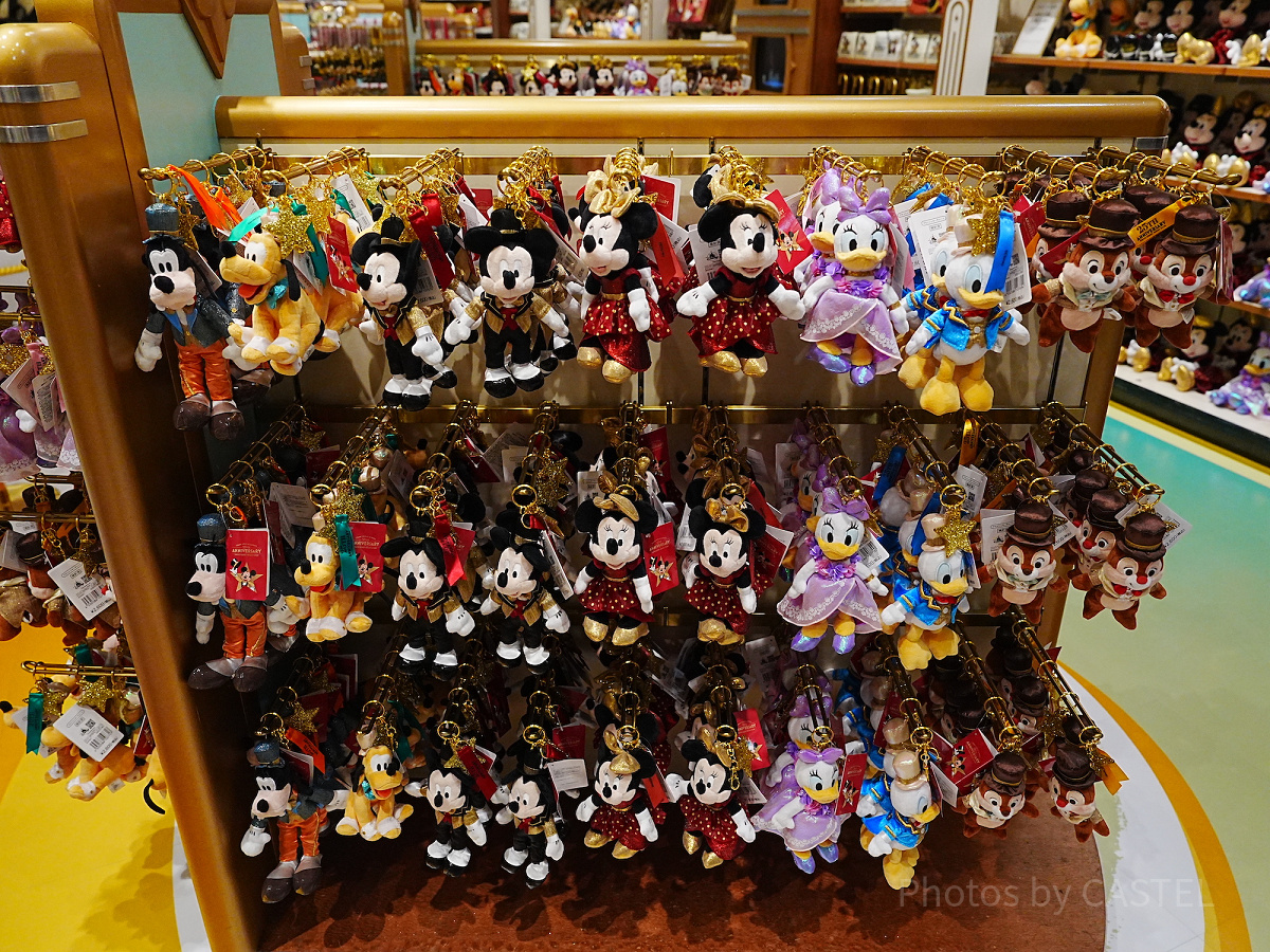 イクスピアリのディズニーストア25周年ぬいぐるみバッジ| キャステル