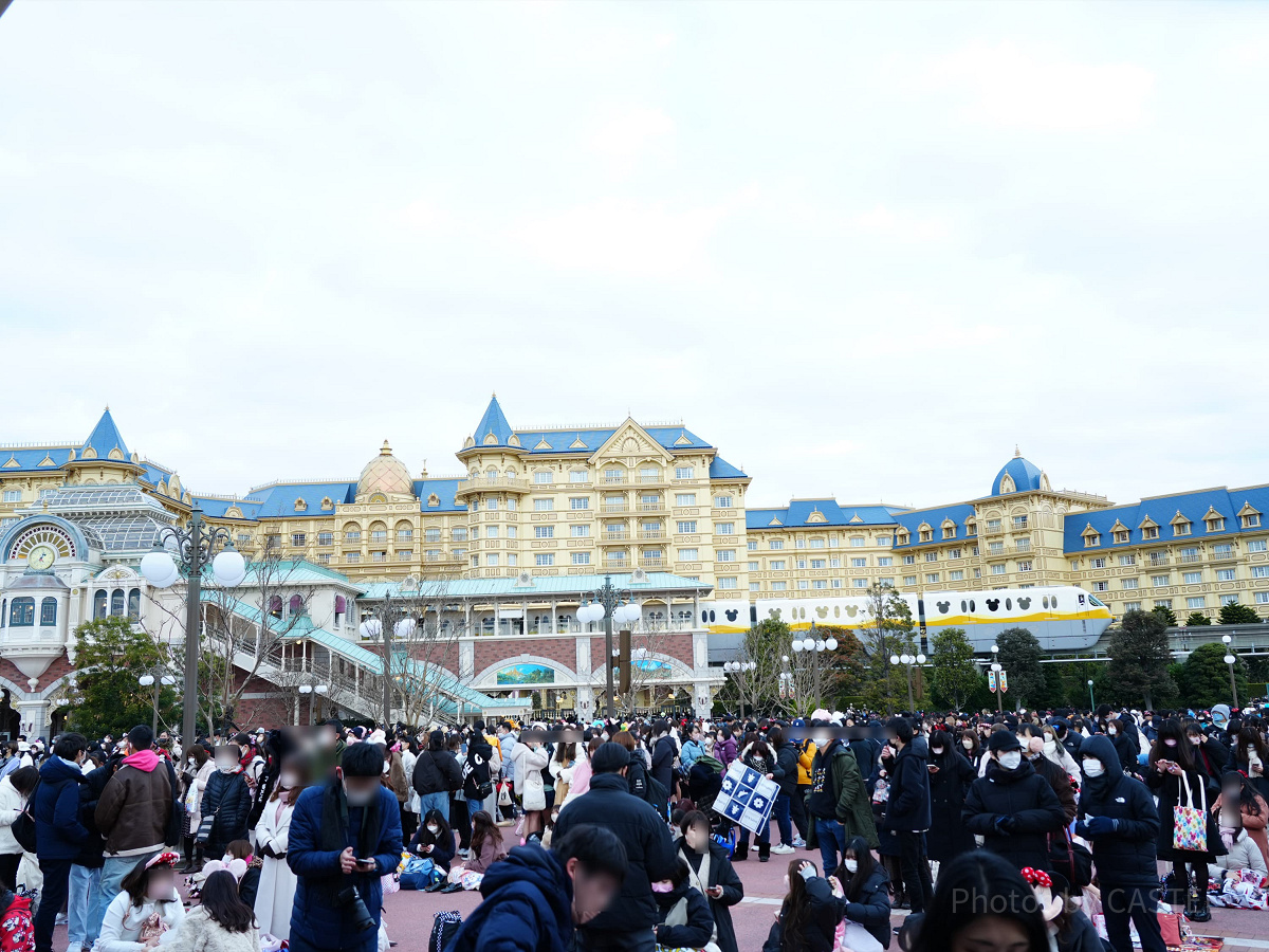 1月ディズニーランド混雑レポ：開園待ちの様子(7:45頃)