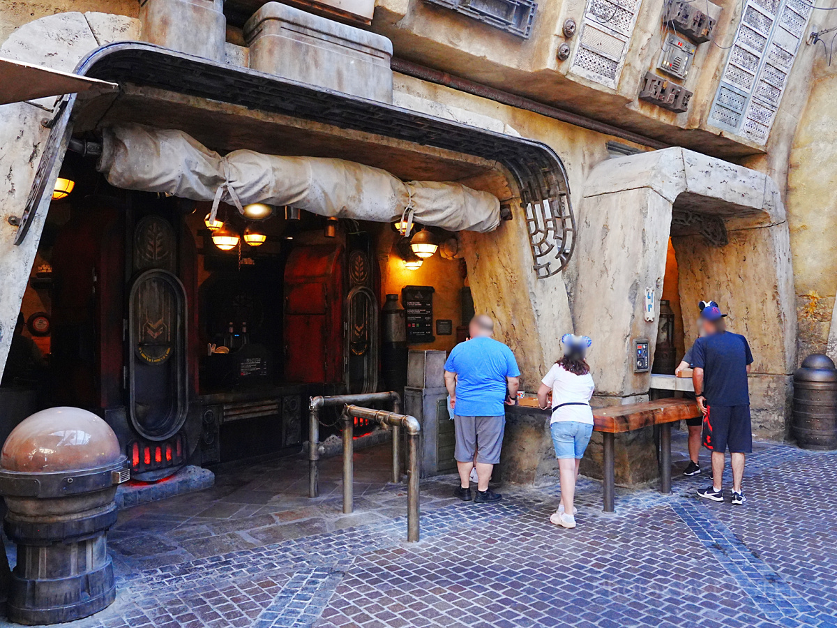 カット・サカのケトル