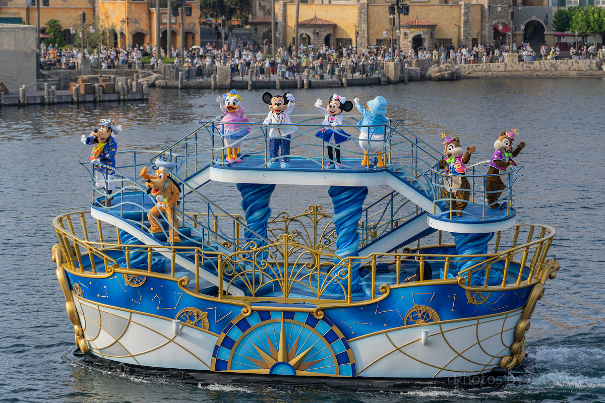 東京ディズニーランドのミッキーとミニー