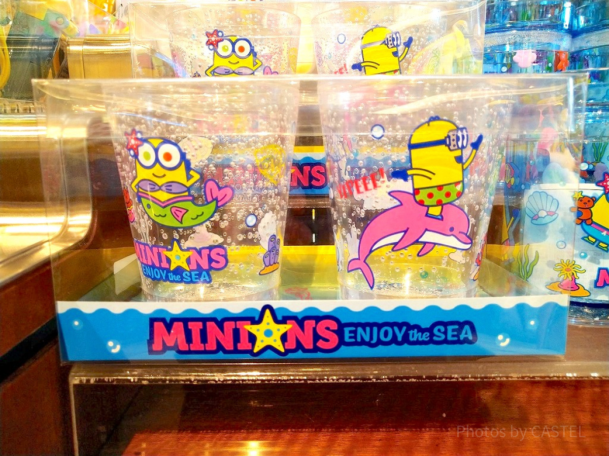 MINIONS ENJOY the SEAのプラコップセット