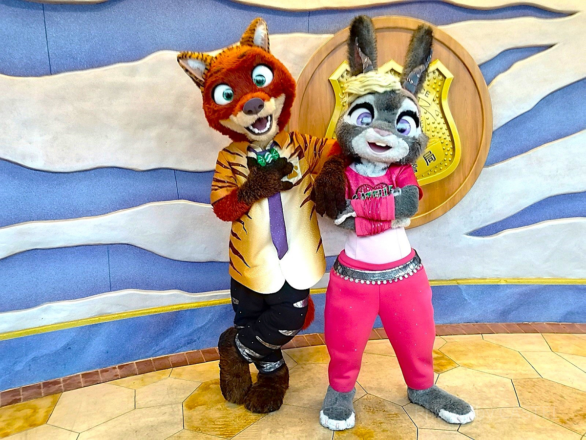 ズートピアエリアで会えるニック＆ジュディ(ハロウィン限定のガゼル