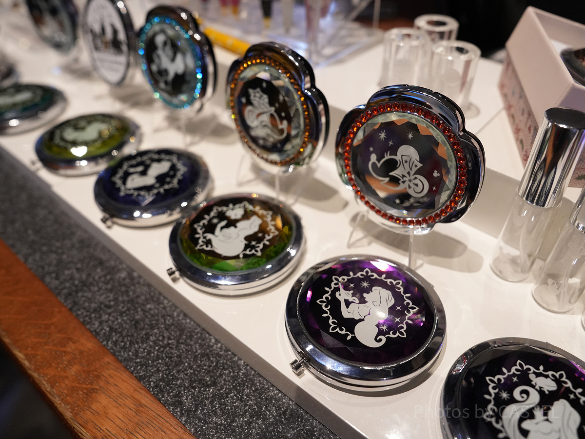 自分だけのオリジナルグッズを購入する