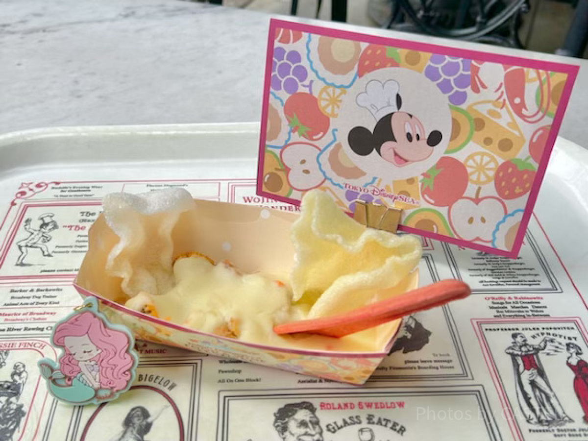 ホタテ貝のマッシュポテト、シュリンプチップ添え