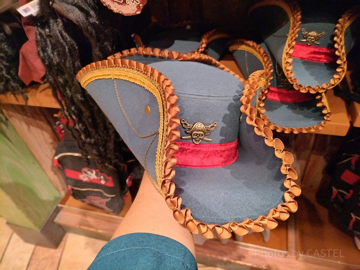上海ディズニーカリブの海賊グッズ：海賊の三角帽| キャステル