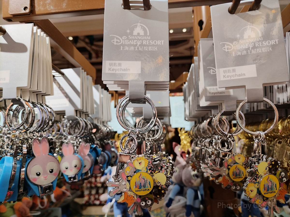 上海ディズニーズートピアグッズ：ズートピアの仲間たち大集合キー