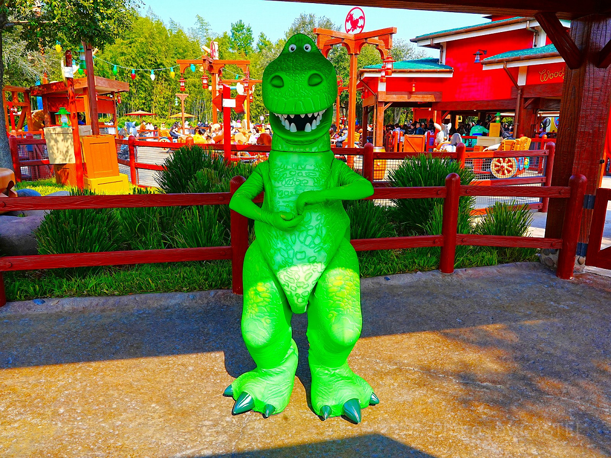 上海ディズニーランド：レックスとのグリーティング| キャステル