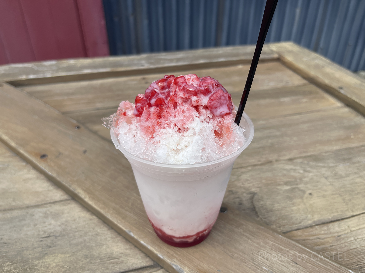 シェイブアイス（ストロベリーミルク）